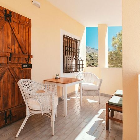 Villa Bella Salmagi - Surya Sardinia Holidays & Yoga Capitana Kültér fotó